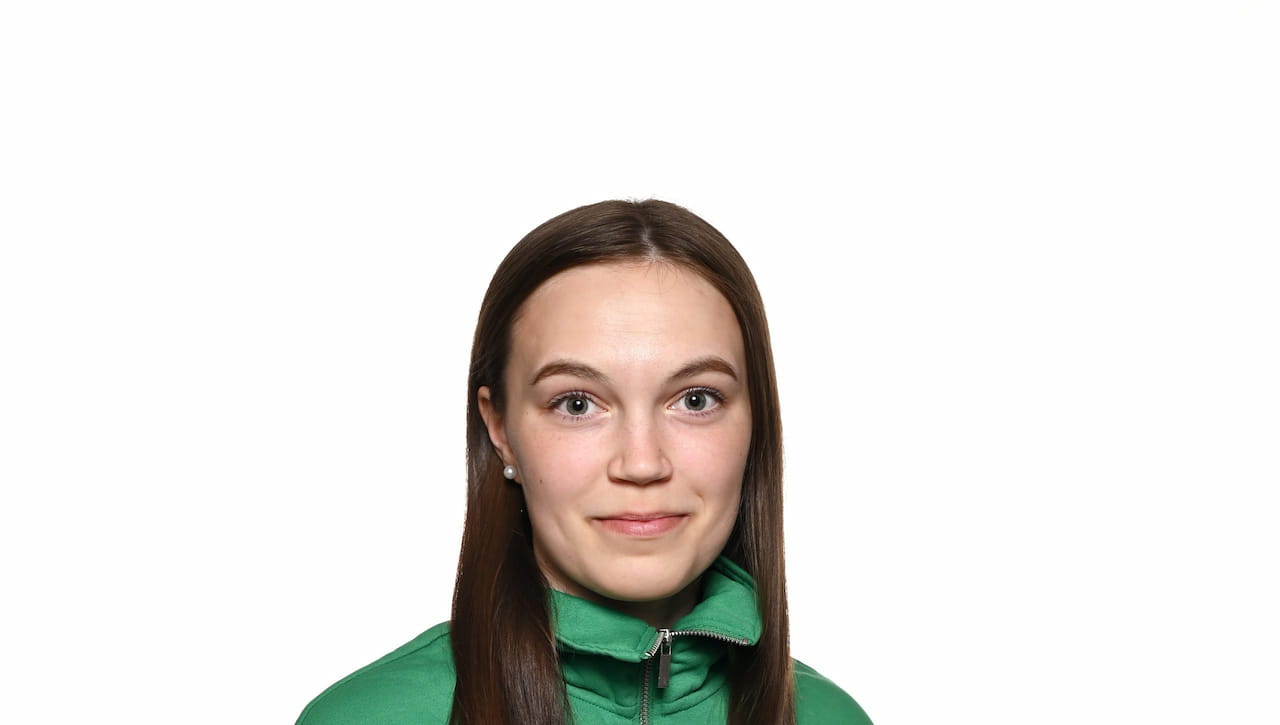 Alisa Murtola aloitti metsäasiantuntijana Polvijärven toimistolla